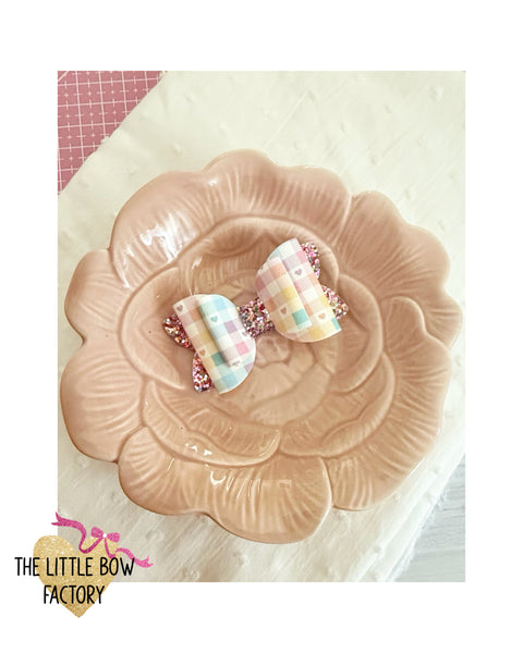 Rainbow and gingham hearts beauty bow