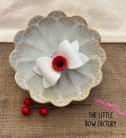 Poppy middle