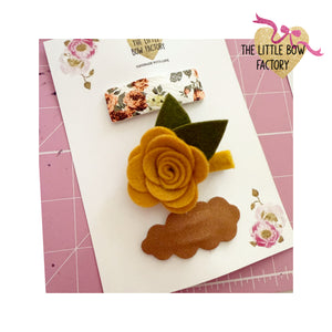 The Golden rose set